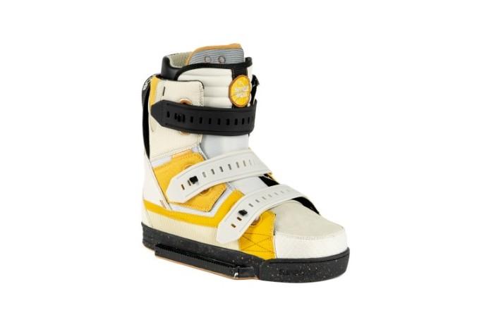 SLINGSHOT WAKE BOOTS Space Mob 2023