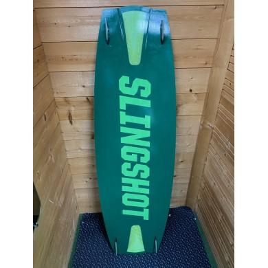 SLINGSHOT Misfit V10 2022 143 Occasion
