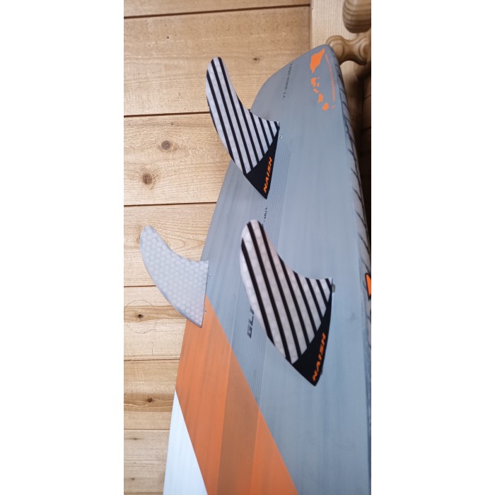 Naish global custom occasion 5'9"
